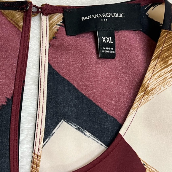 Banana Republic Abstract Sleeveless Blouse XXL - Picture 3 of 3